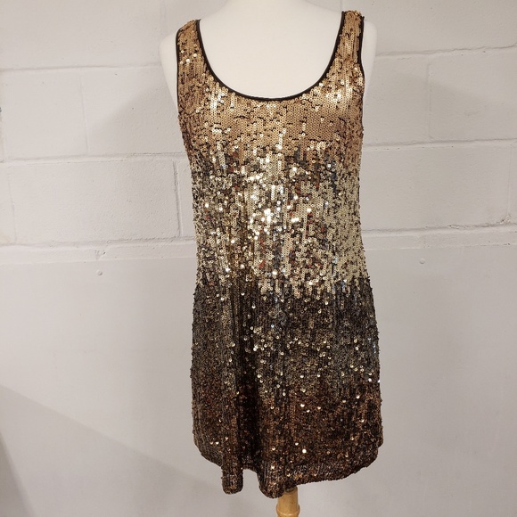 Dresses & Skirts - 🐞 Express Ombre Gold Sequin Dress Size L